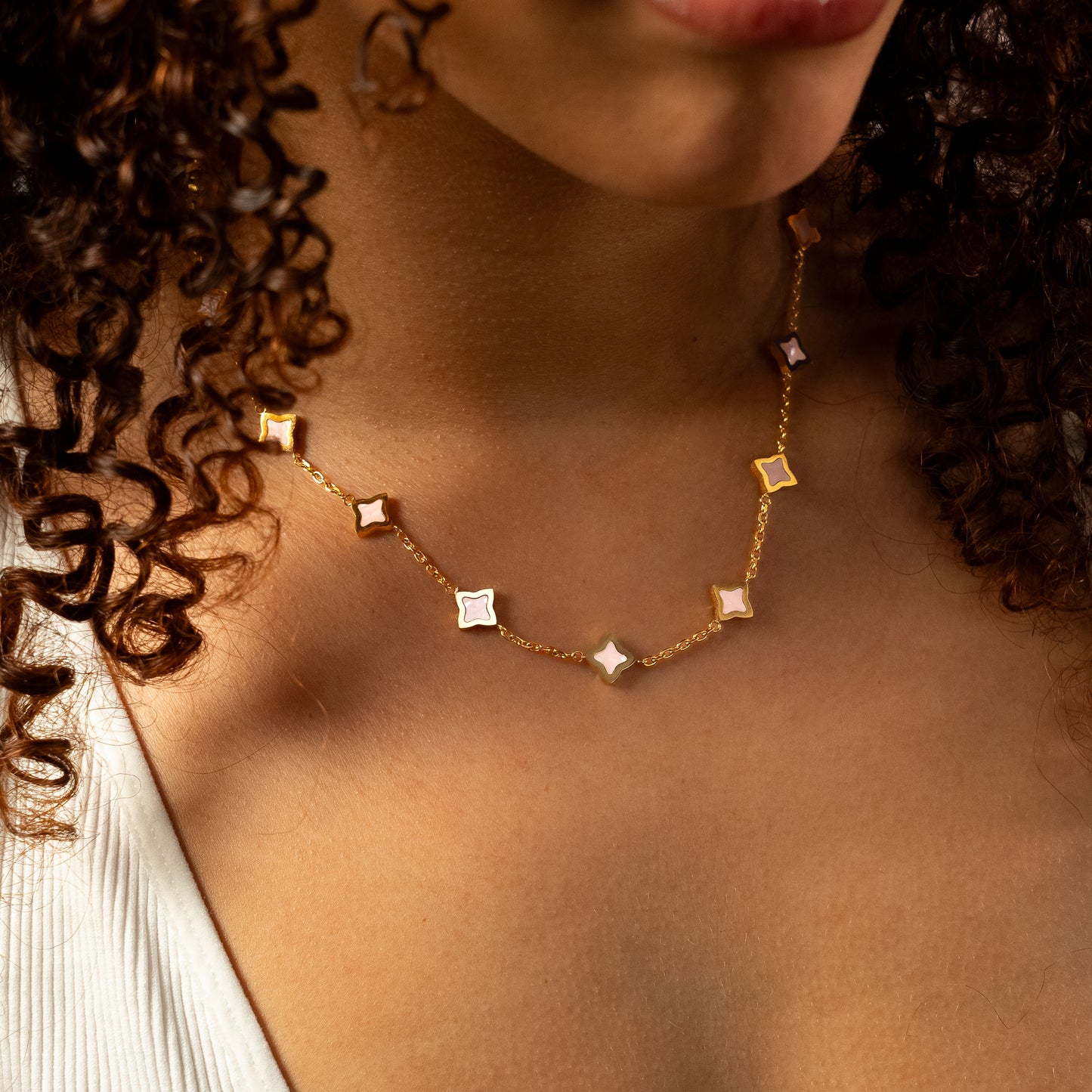 Chaîne Flower câble Dorée - Motif Rose