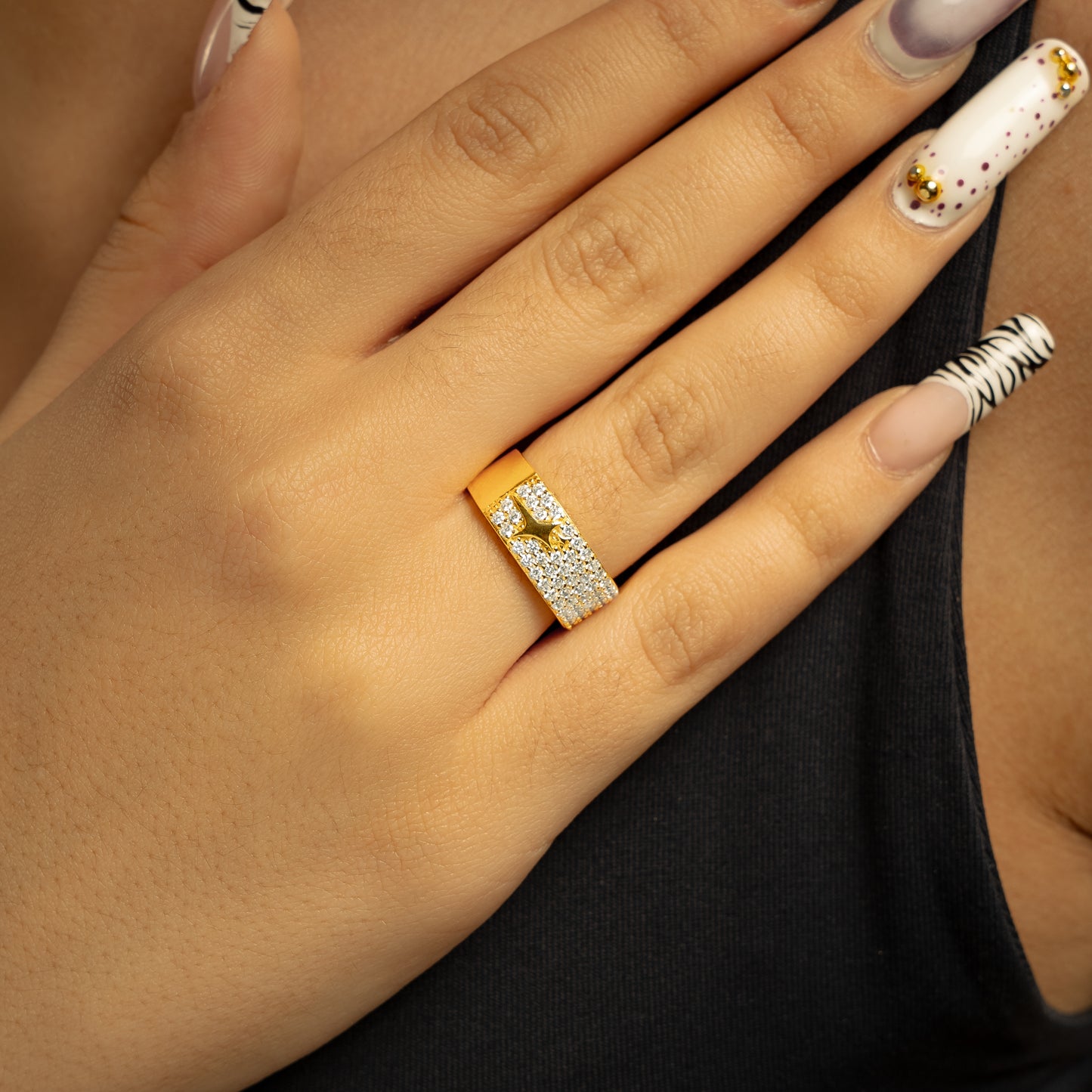 Iced band gold signature