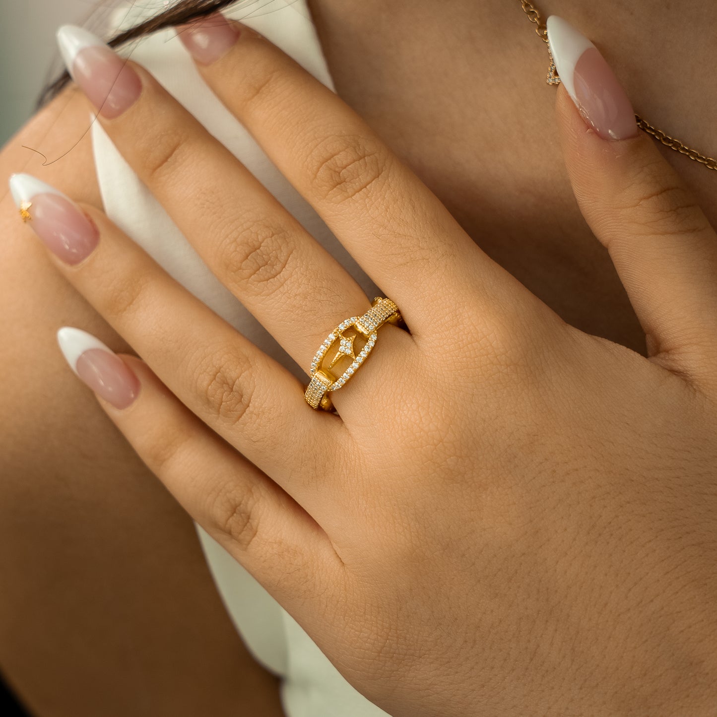 Gold signature H-ring