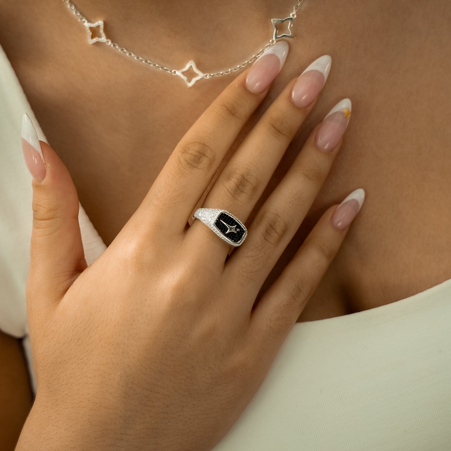 Iced Rectangle signet ring argentée