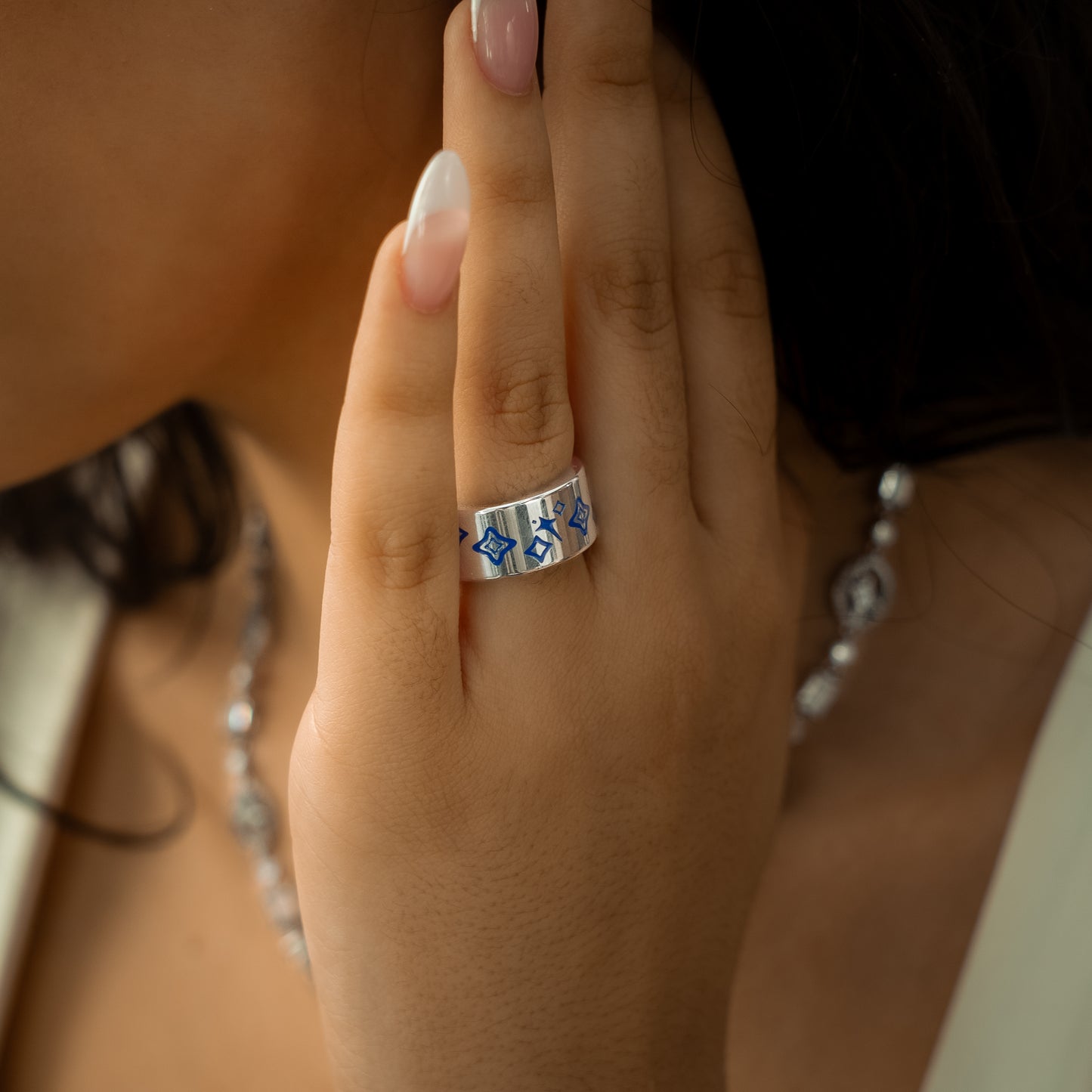 Stars & Flowers silver band - Blue