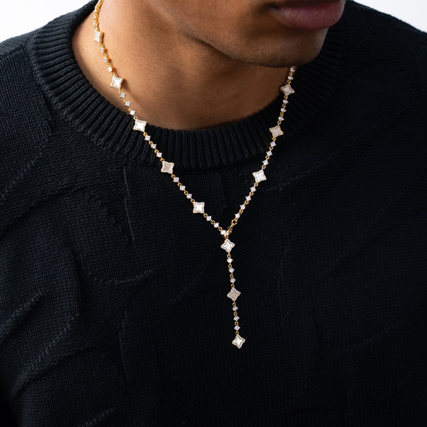 Lariat Flower Tennis Gold - White Pattern