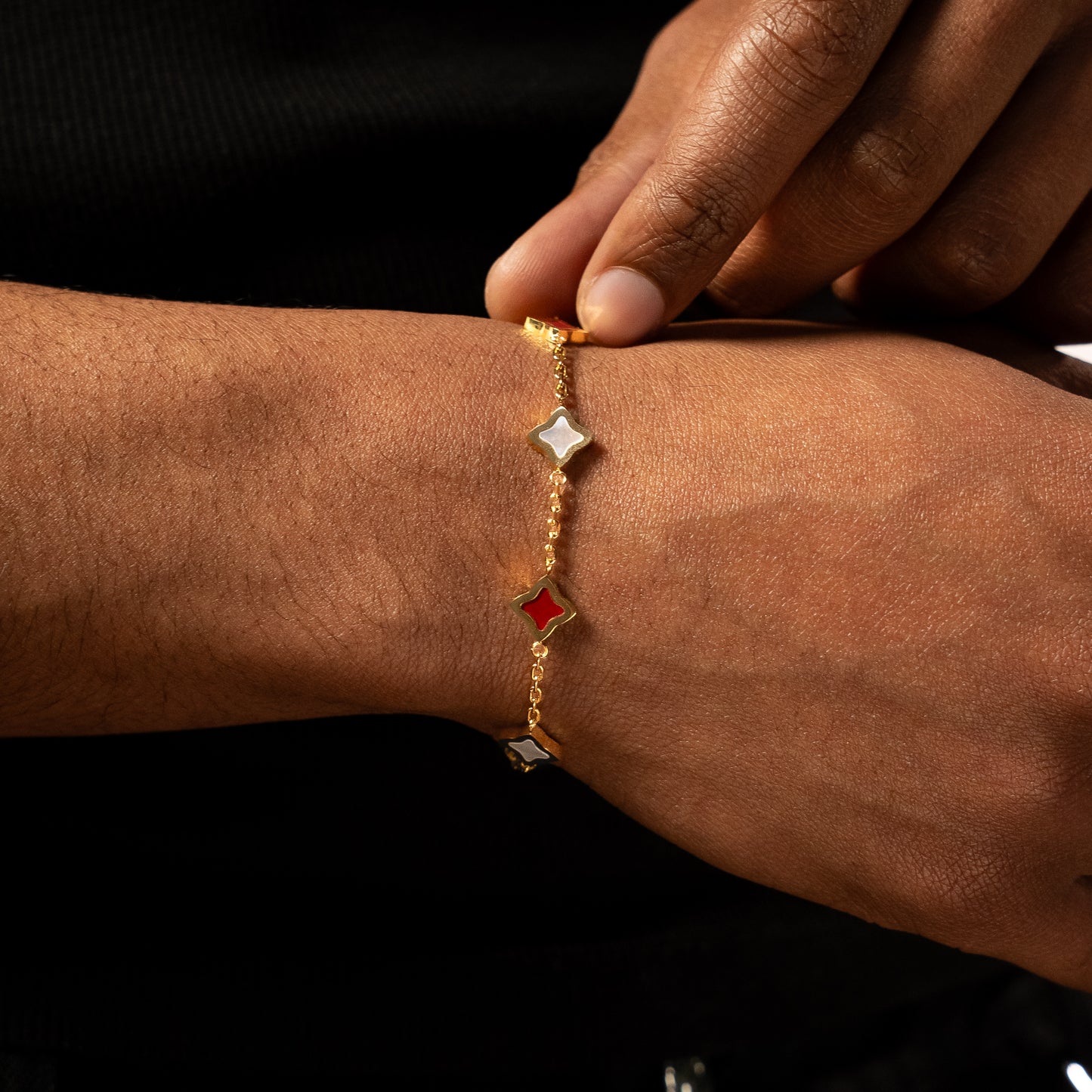Gold Cable Flower Bracelet - White & Red Pattern