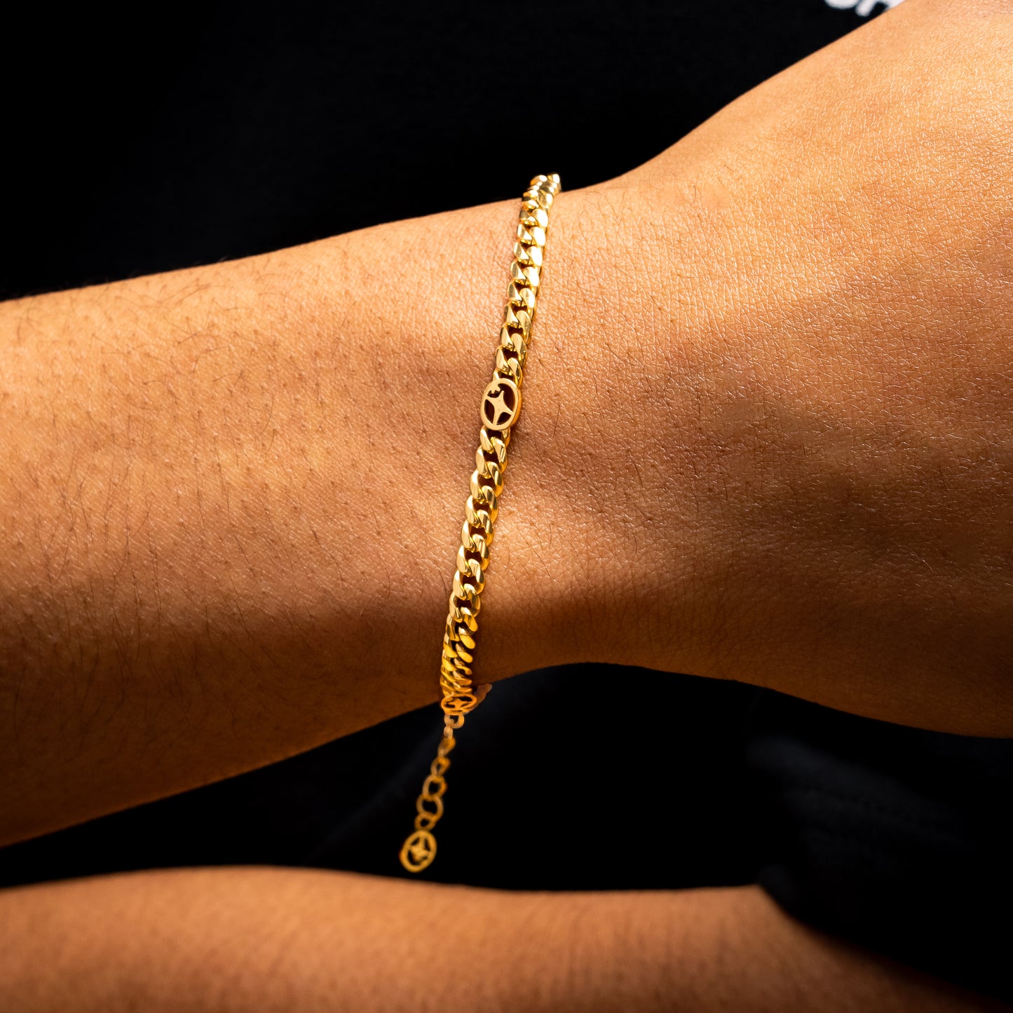 Cuban link bracelet 4 mm Signature Gold