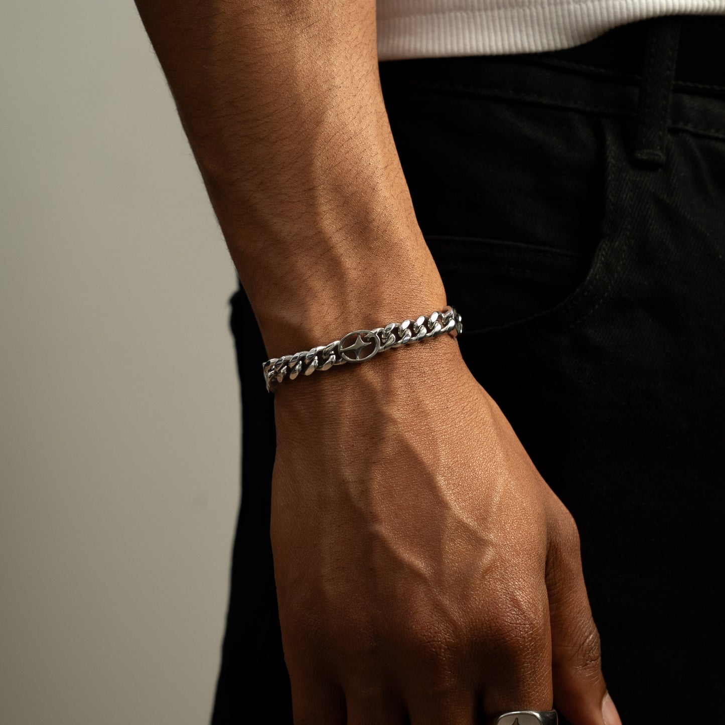 Cuban link bracelet 8 mm Signature Silver