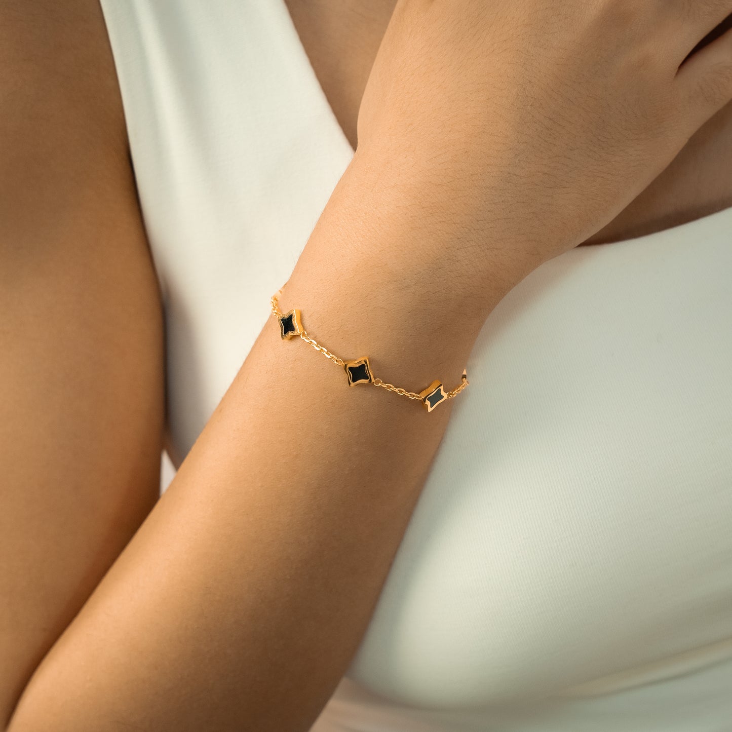Gold Flower Cable Bracelet - Black