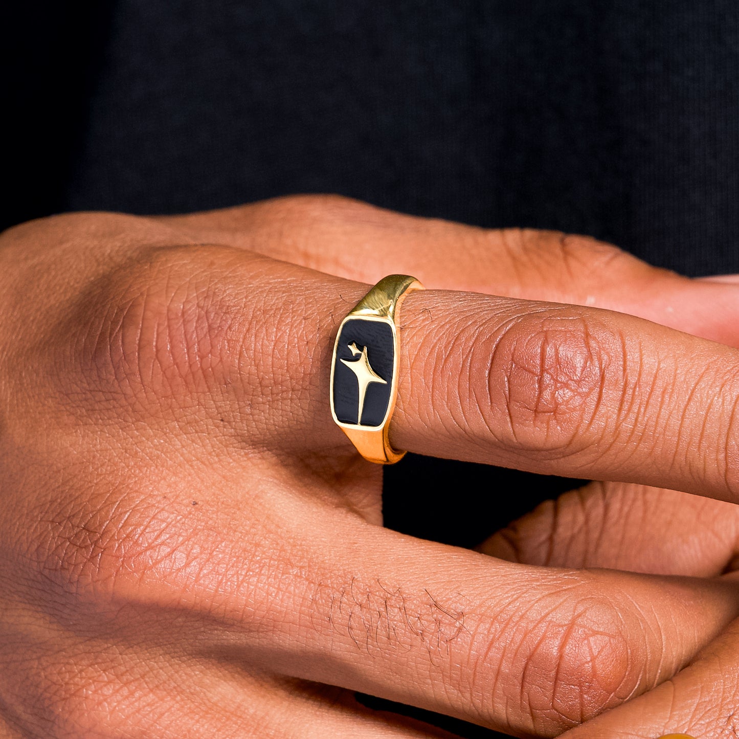 Signature Rectangle signet ring gold