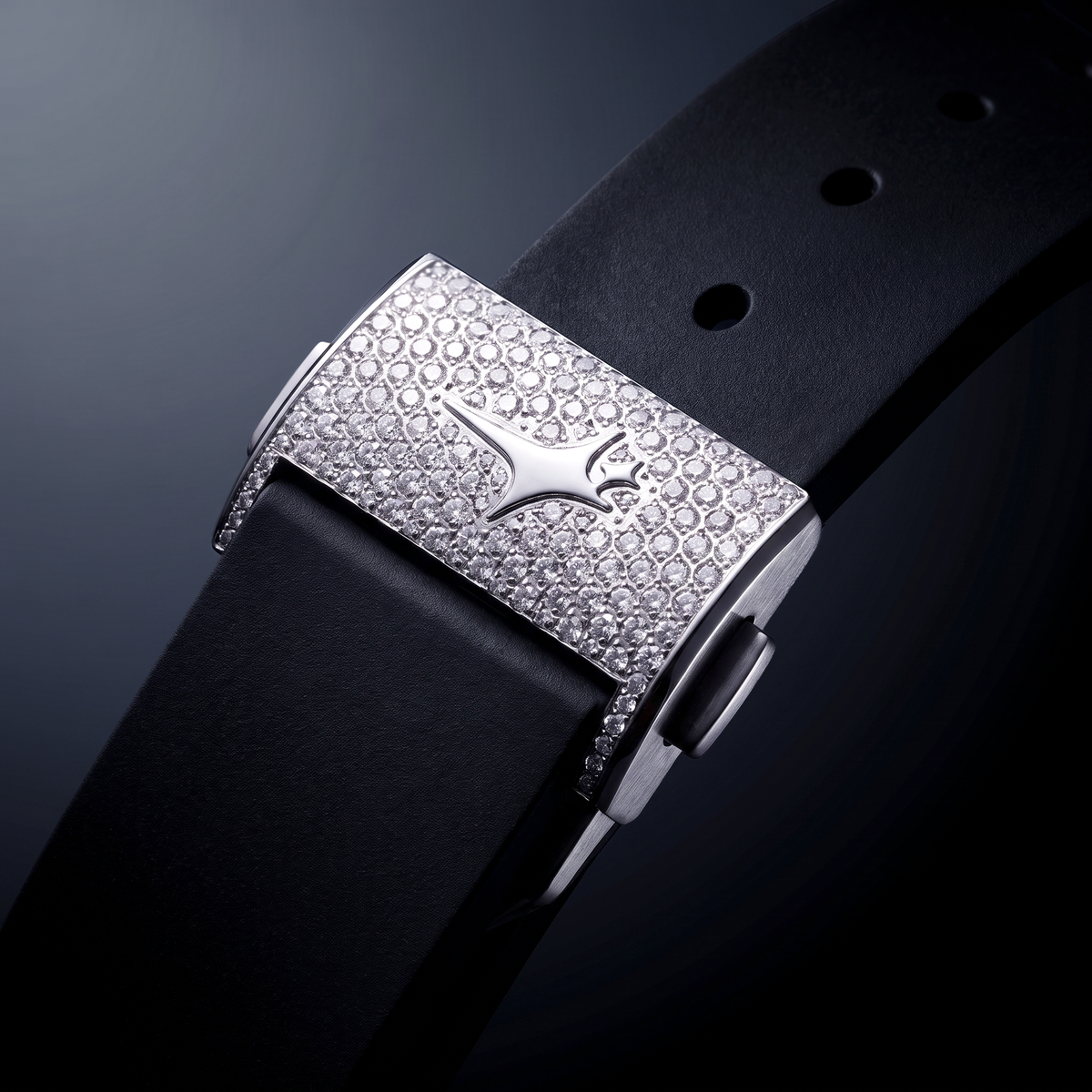 Iced ASON1 - Green Dial & Rubber Strap - VVS Moissanite