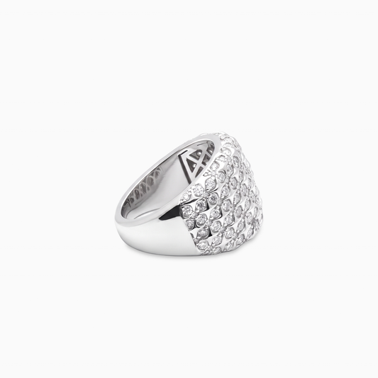 Iced Starfield Round signet ring - 925 Sterling Silver / VVS Moissanite