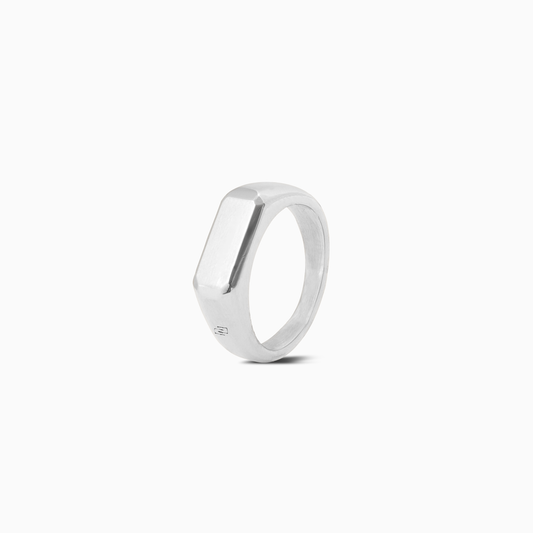 Silver ring signet